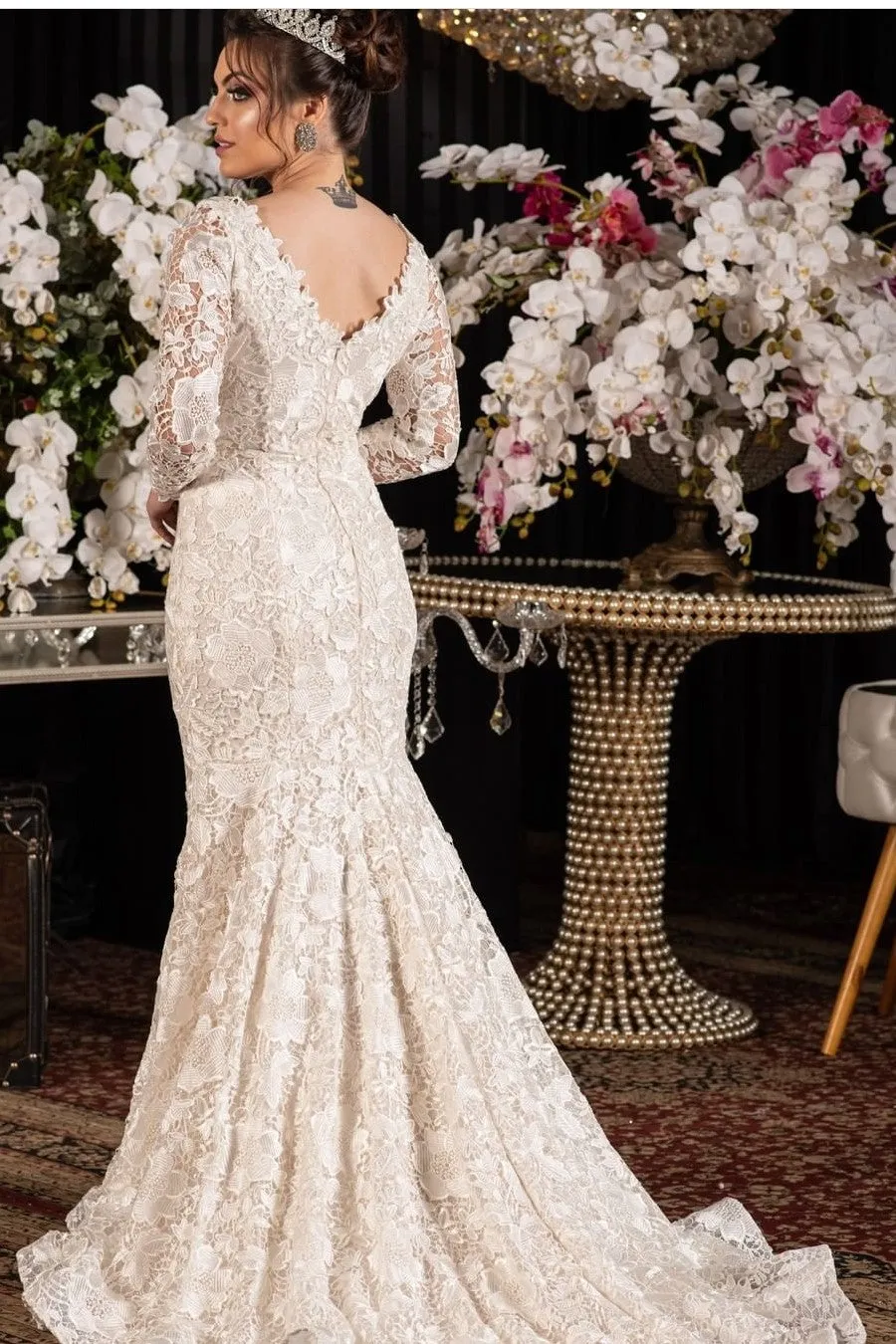 2021 Sheath Wedding Dress with Lace Long Sleeves