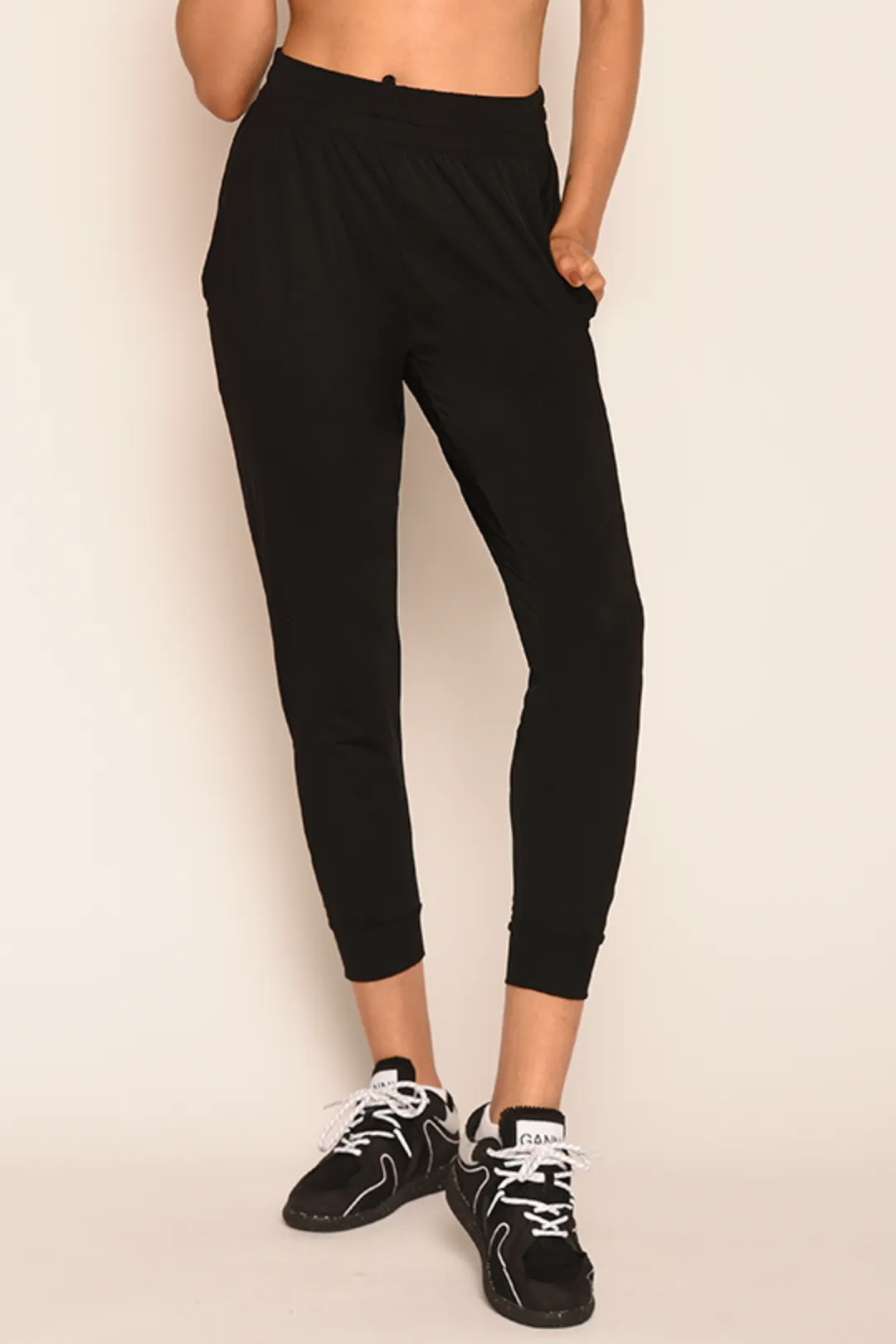 7/8 Water Proof High-Waist Slim Joggers with Hollowed Out Hem