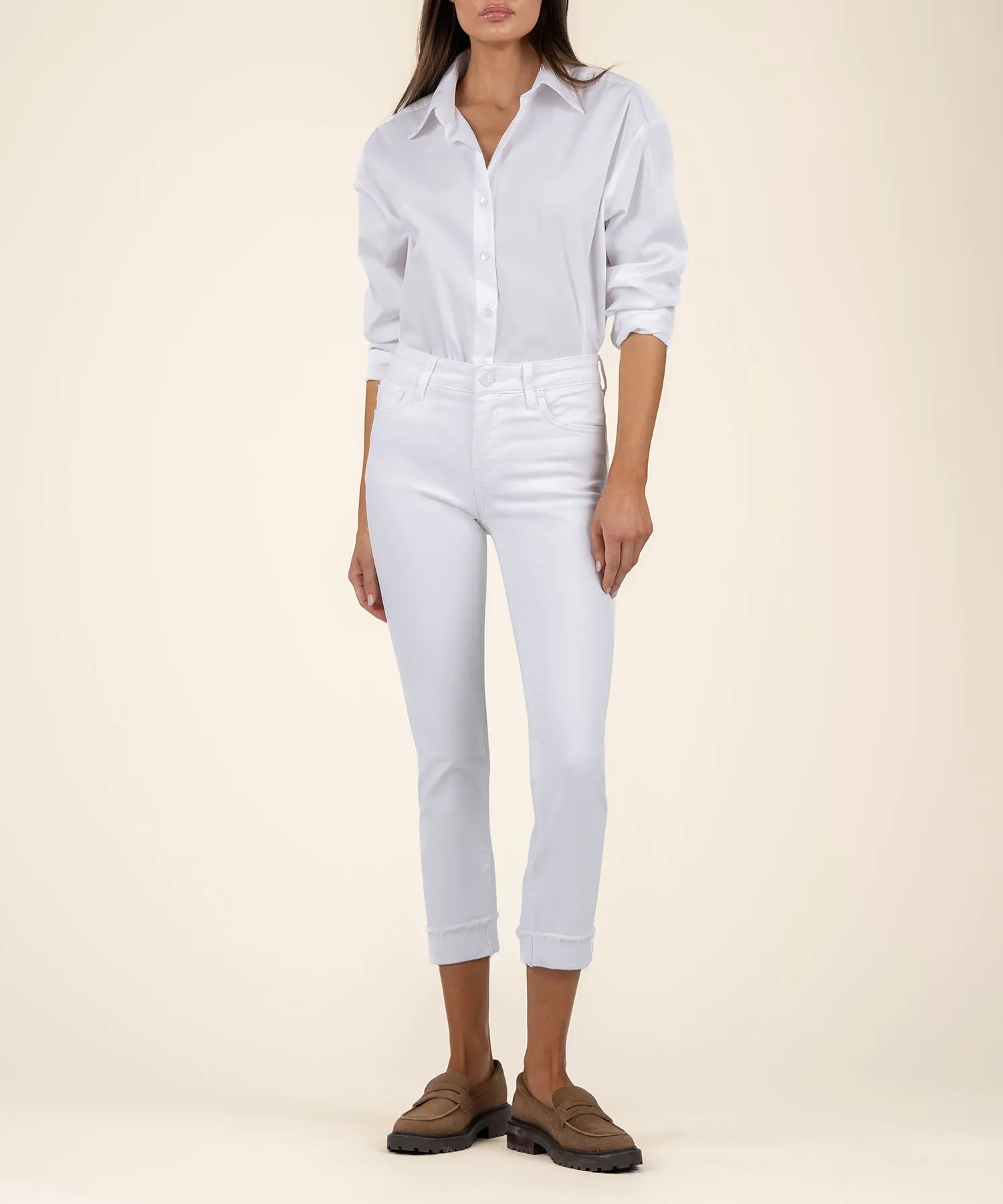 Amy Mid Rise Crop Straight Leg