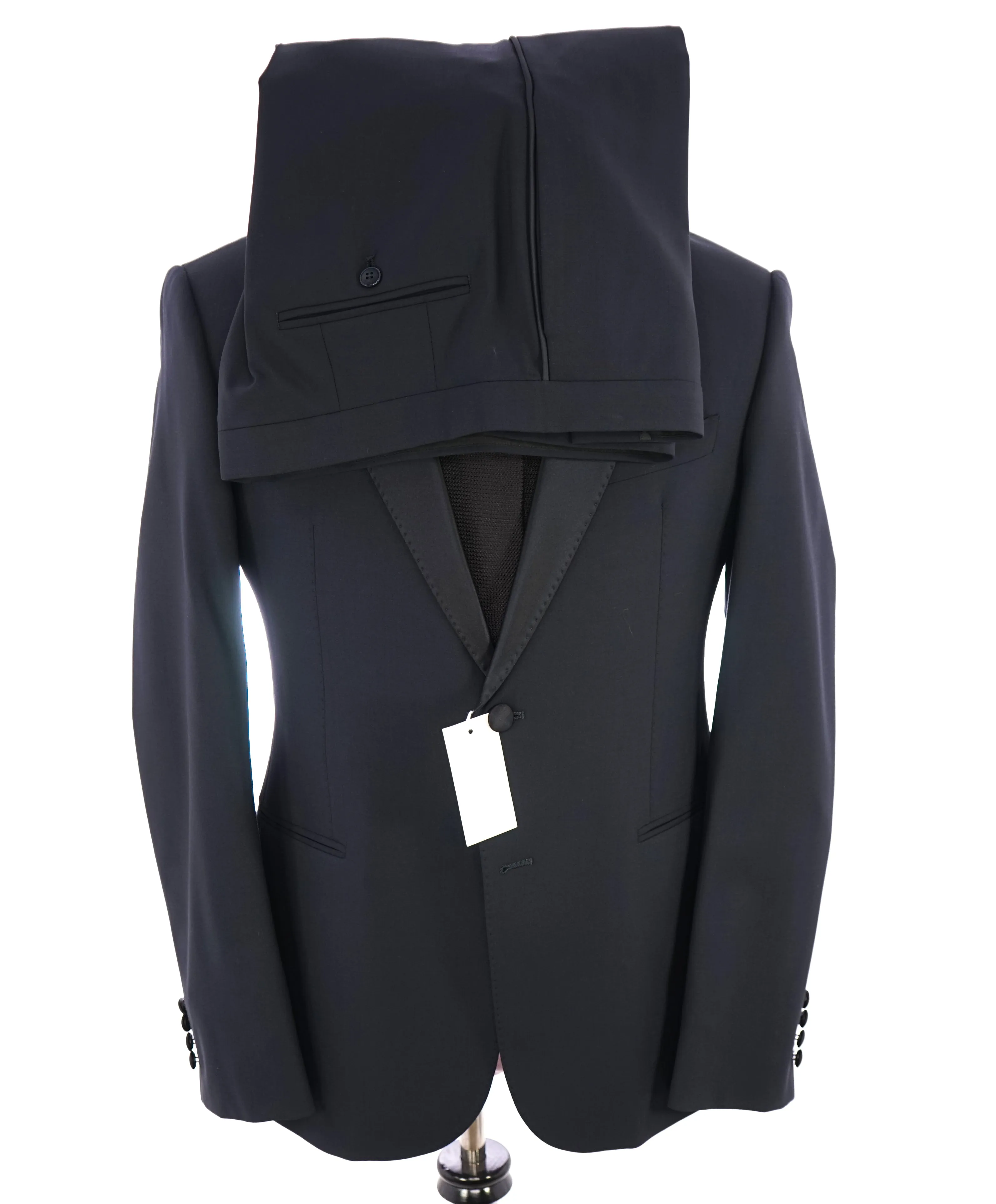 ARMANI COLLEZIONI - "M Line" Blue Slim 1-Button Tuxedo Peak Lapels - 40R