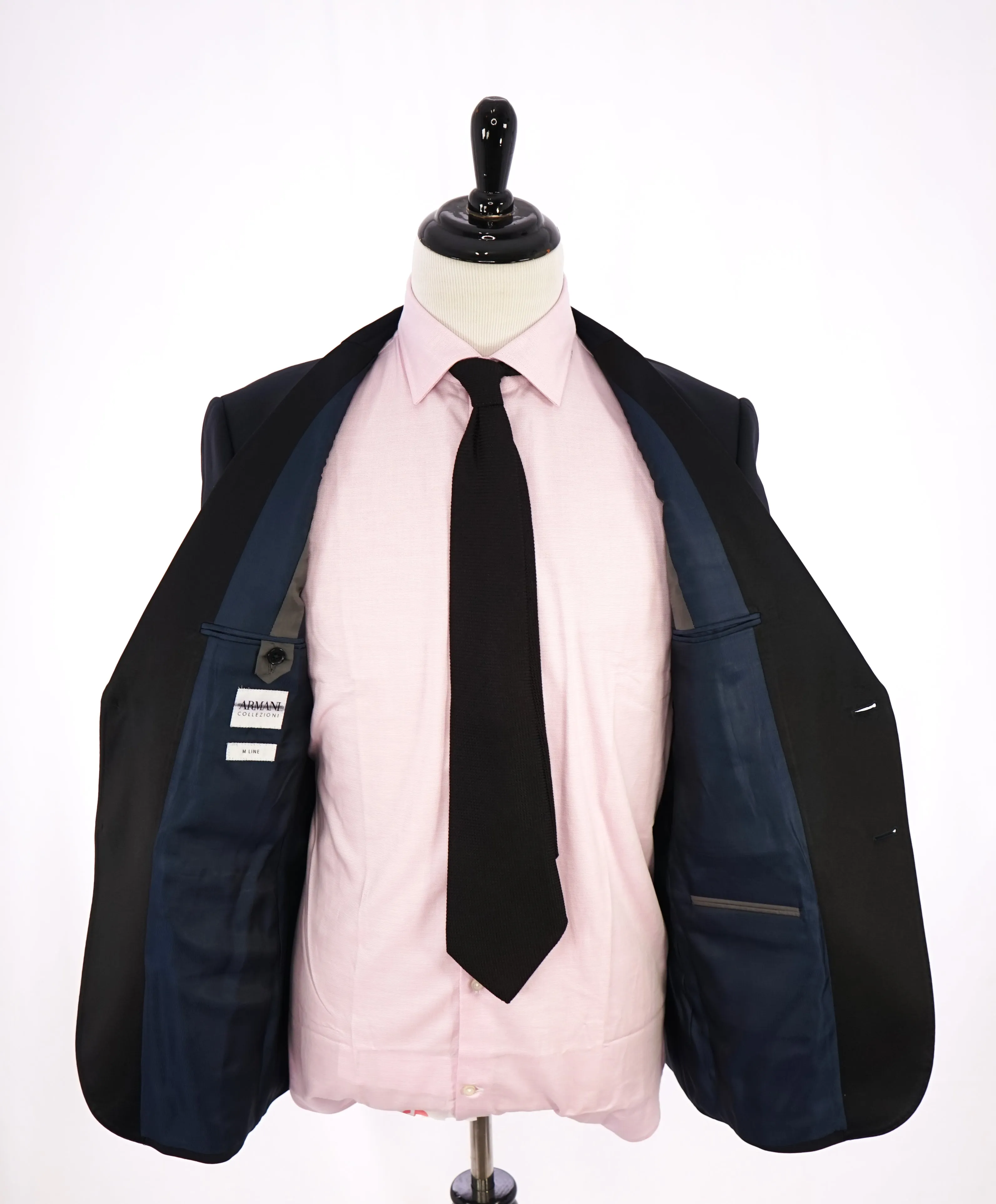 ARMANI COLLEZIONI - "M Line" Blue Slim 1-Button Tuxedo Peak Lapels - 40R