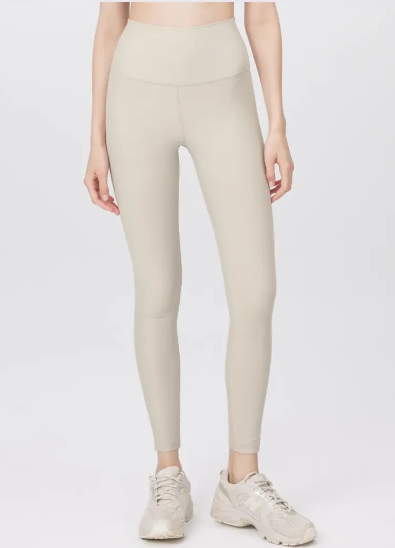 easyoga LESPIRO Glossy Slim Tights7 - C9 Light Brown