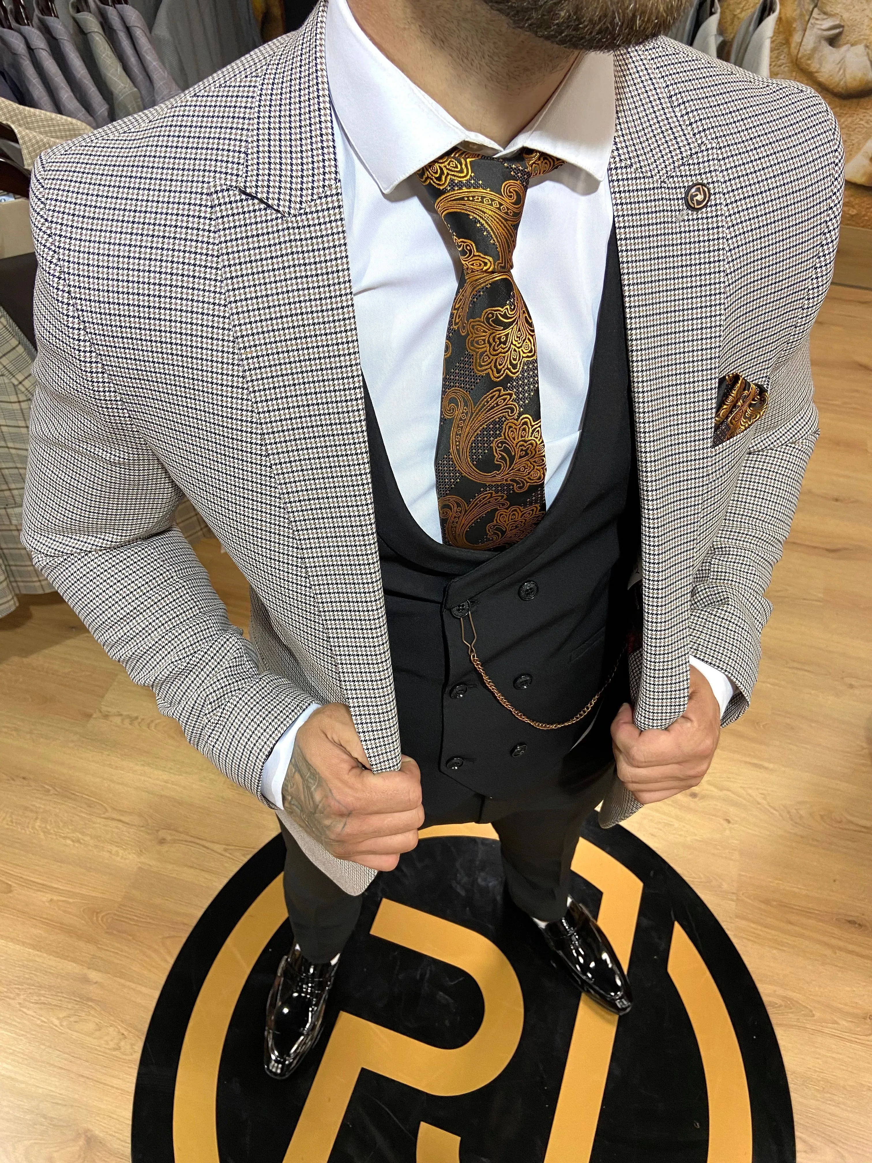 Ellie - Black/Brown/White 3 Piece Suit