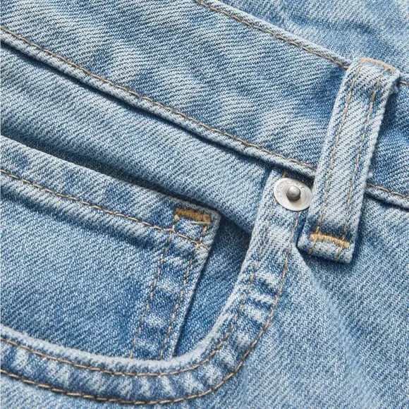 Everlane NWT The Curvy Cheeky Jeans Size 23 in Sky Blue High Rise