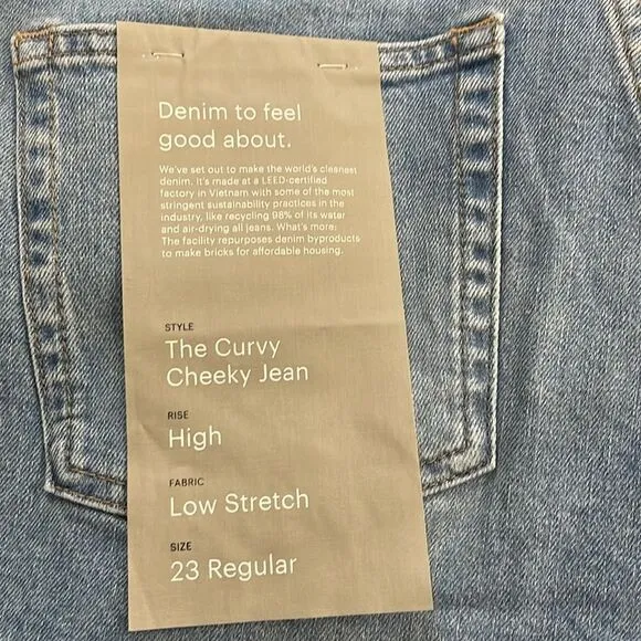 Everlane NWT The Curvy Cheeky Jeans Size 23 in Sky Blue High Rise