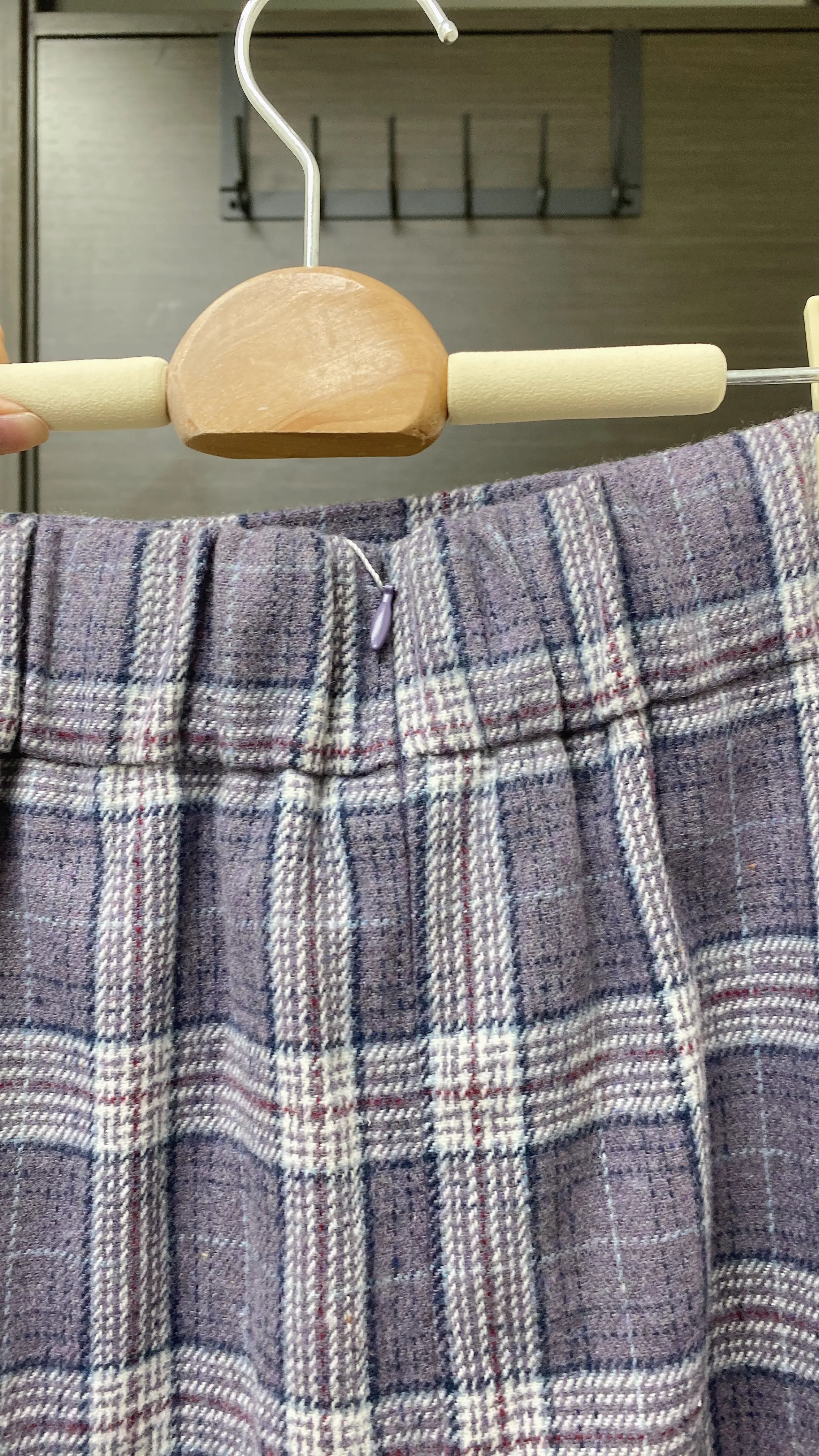 K489 日本人氣修身格子絨布裙