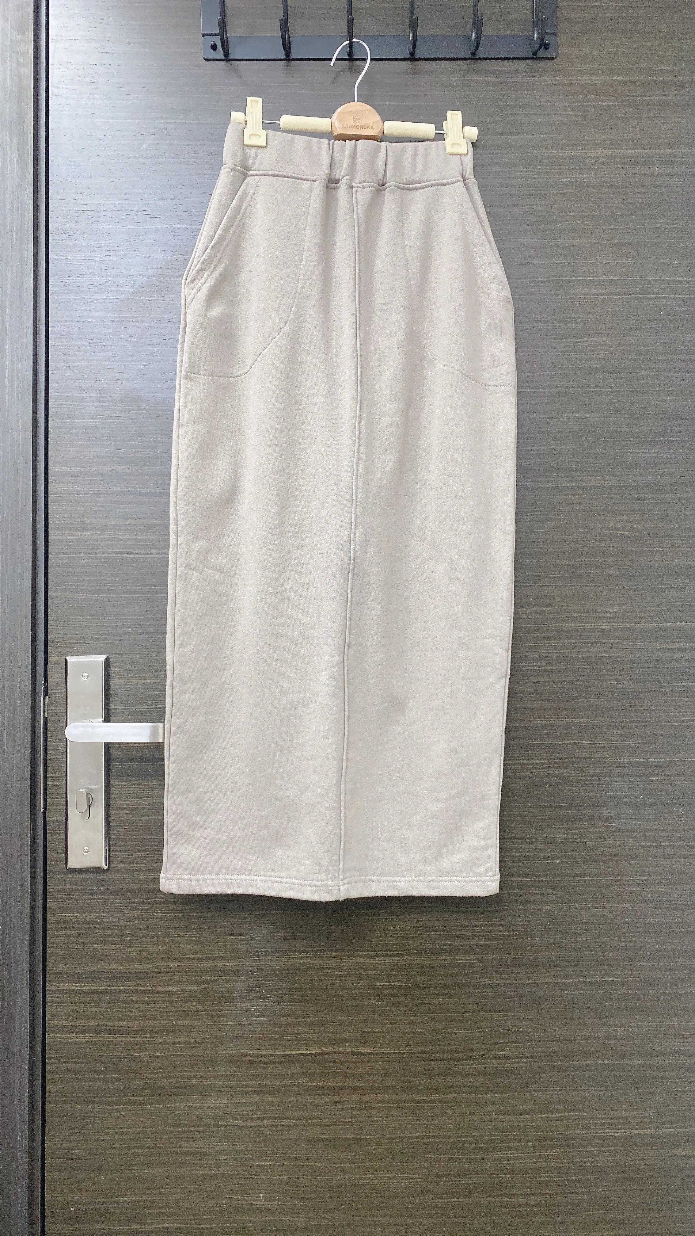 K540 休閒風後開衩H型裙