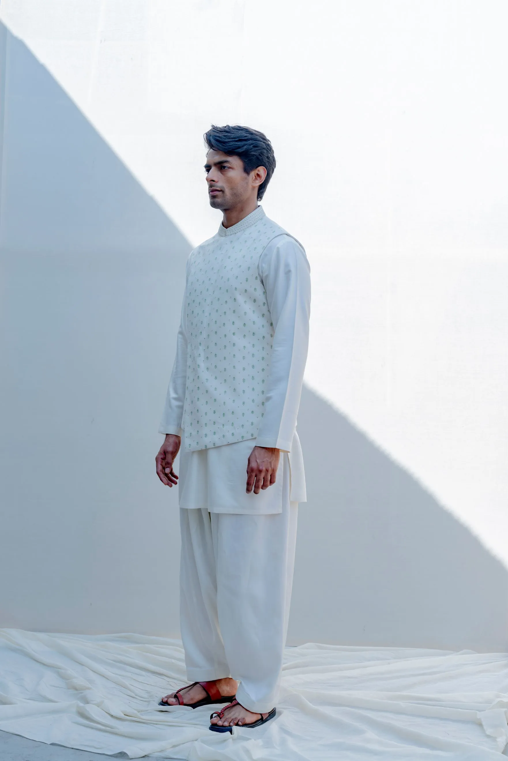 Maasai- Off White Overlapped Cross Embroidered Jacket With Kurta Set