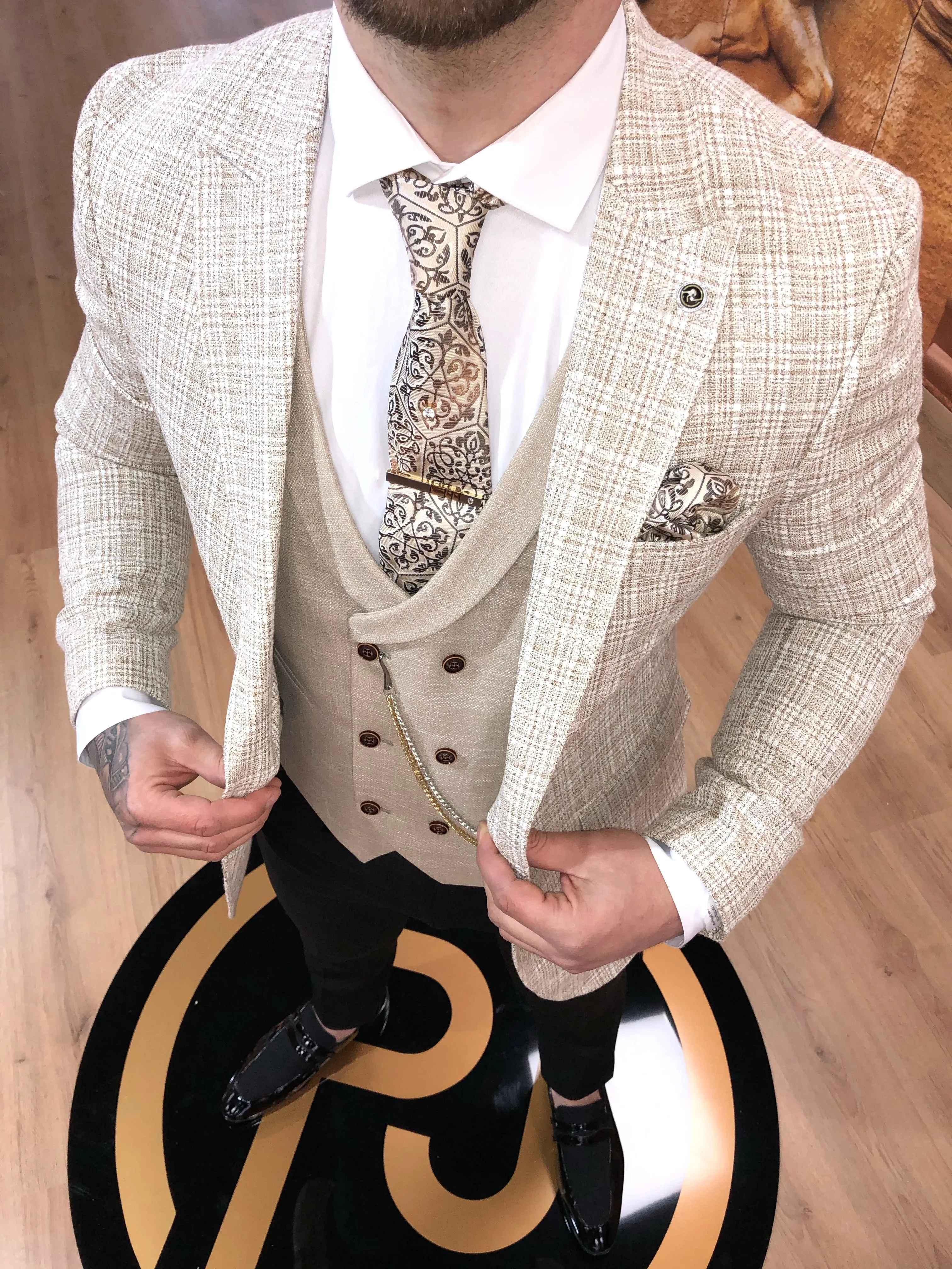 Murdoch - Cream 3 Piece Suit