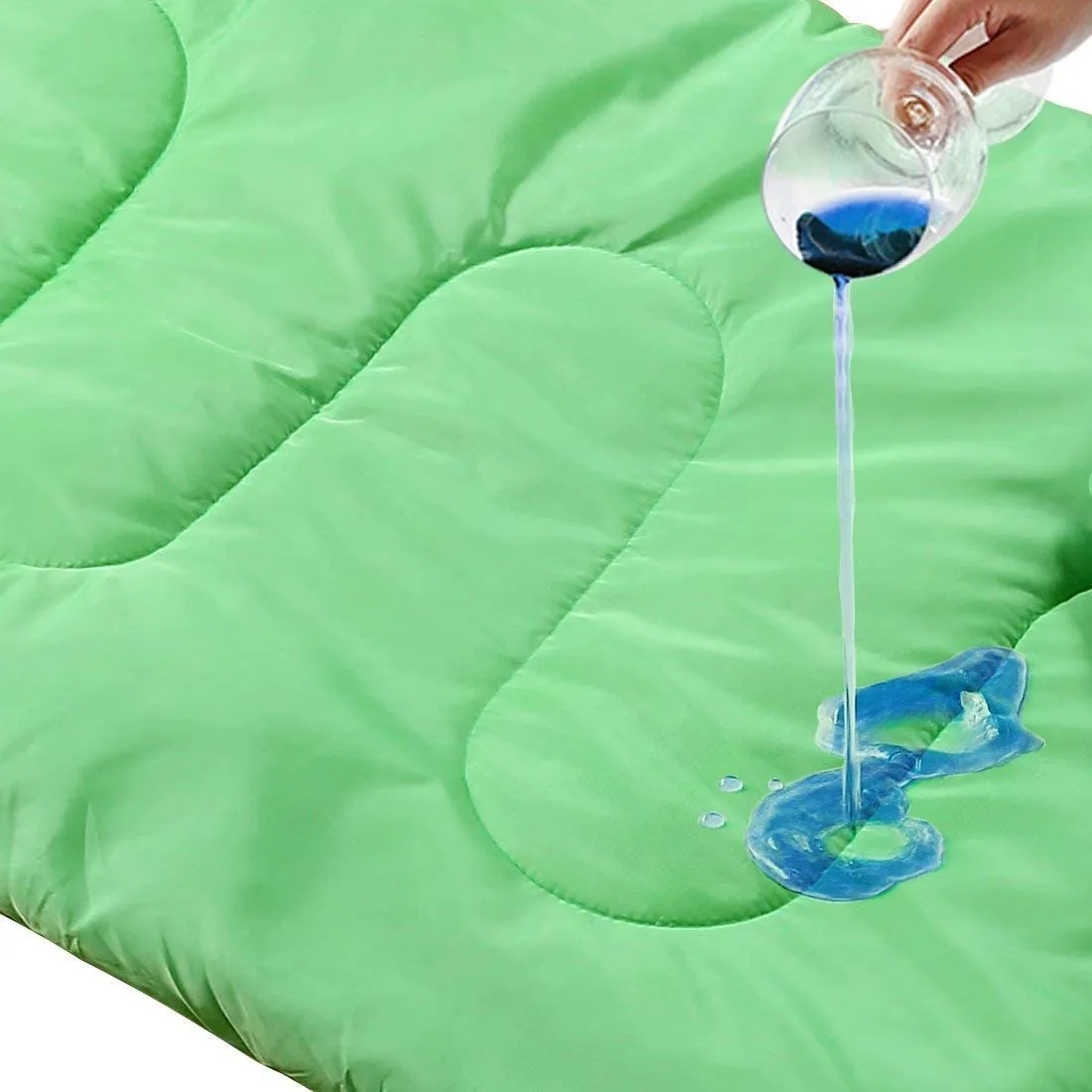 New SOULOUT Sleeping Bag - 4 Seasons Warm Cold Weather Lightweight, Portable, Waterproof Sleeping Bag with Compression Sack for Adults & Kids, Green!