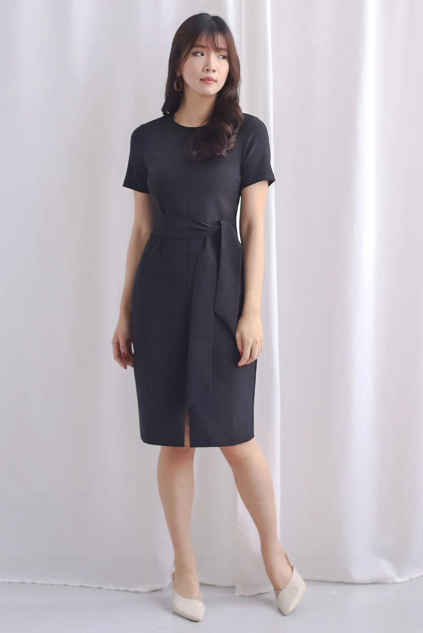 TDC Norella Sleeved Tie Waist Pencil Dress In Black