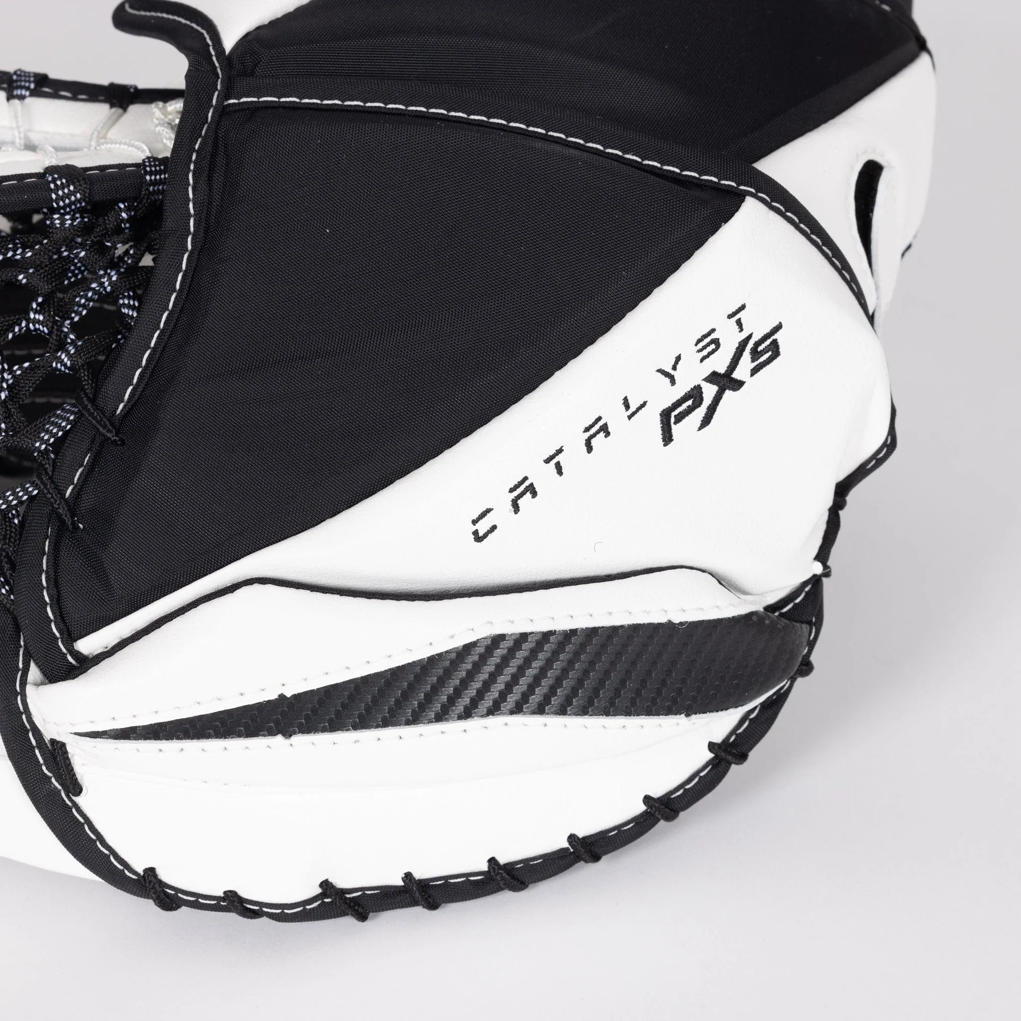 TRUE Catalyst PX5 Senior Goalie Catcher - Domestic 590