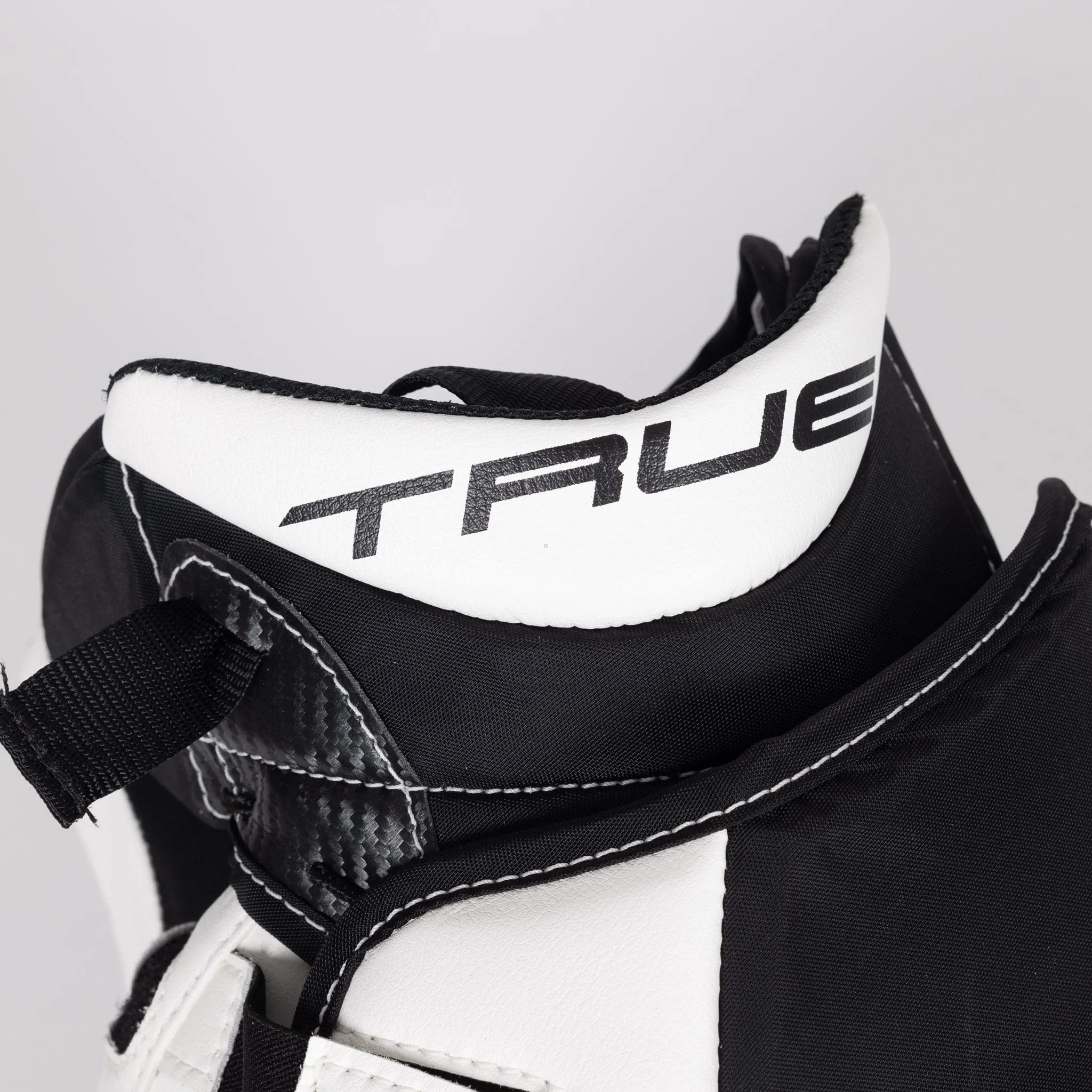 TRUE Catalyst PX5 Senior Goalie Catcher - Domestic 590