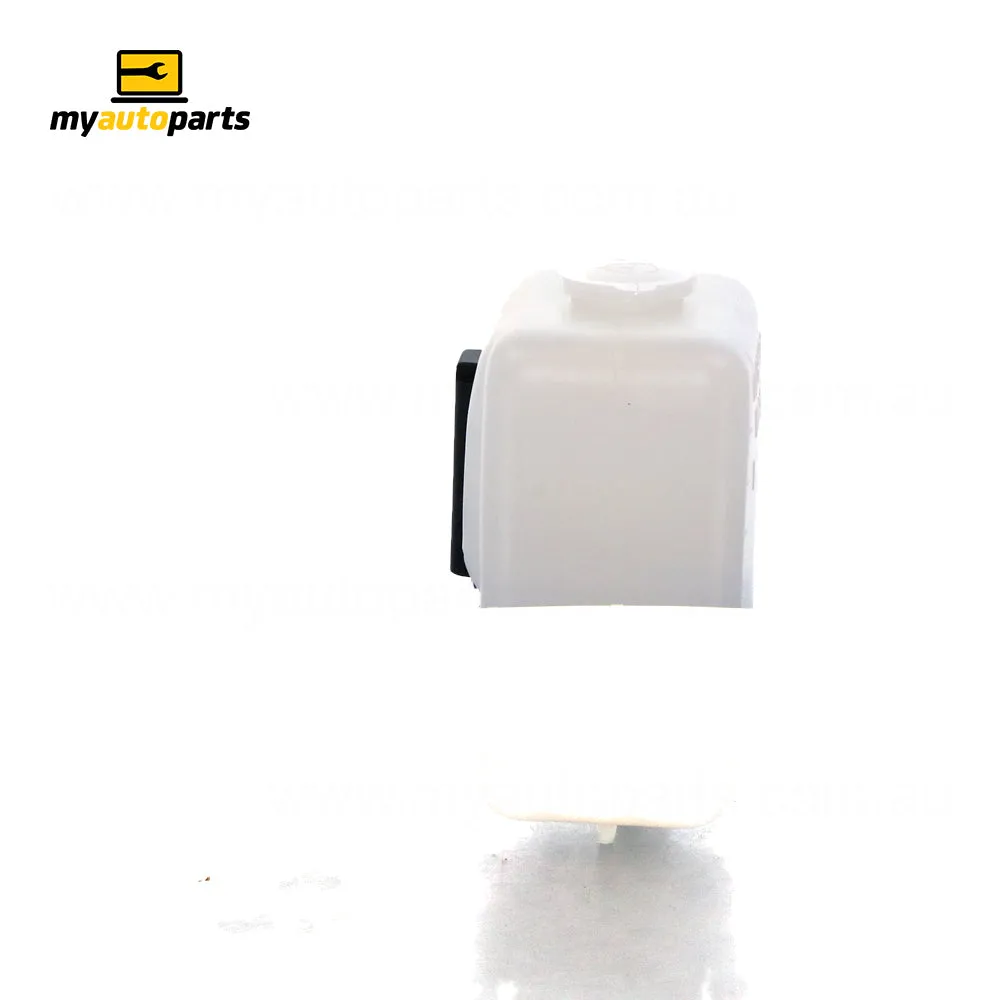 Universal Washer Bottle with Pump and Cap