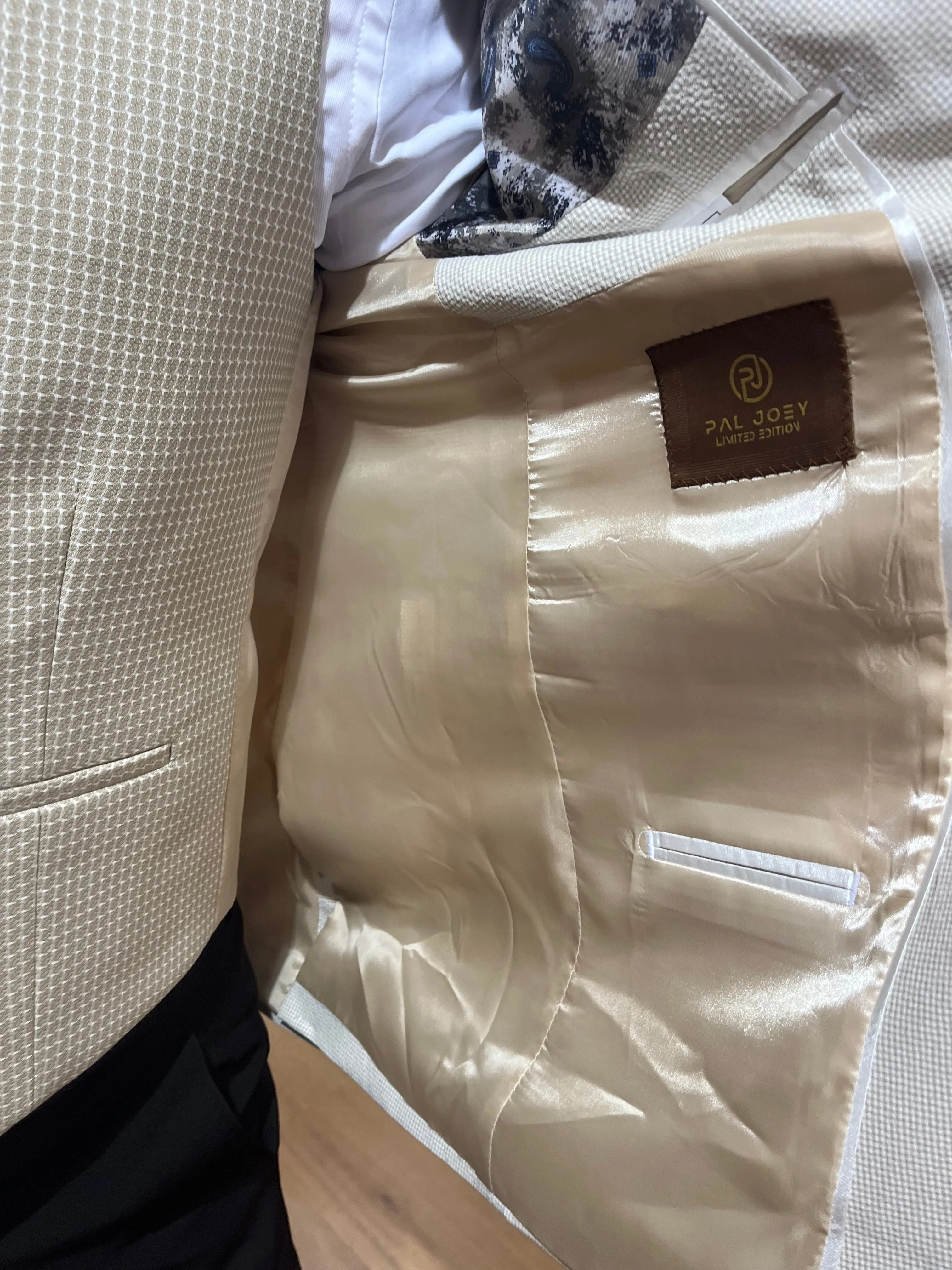 Washington - Light Beige 3 Piece Suit